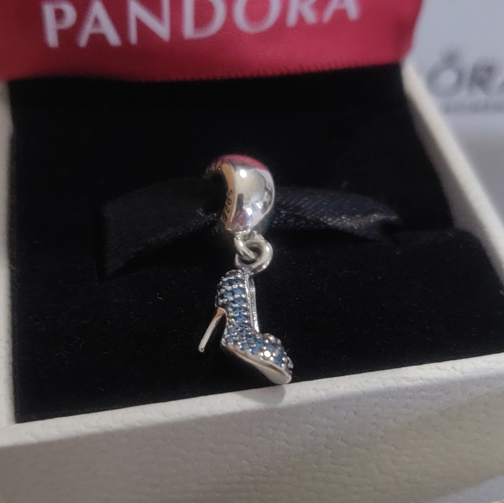 Pandora Disney Cinderella Sparkling Slipper Charm